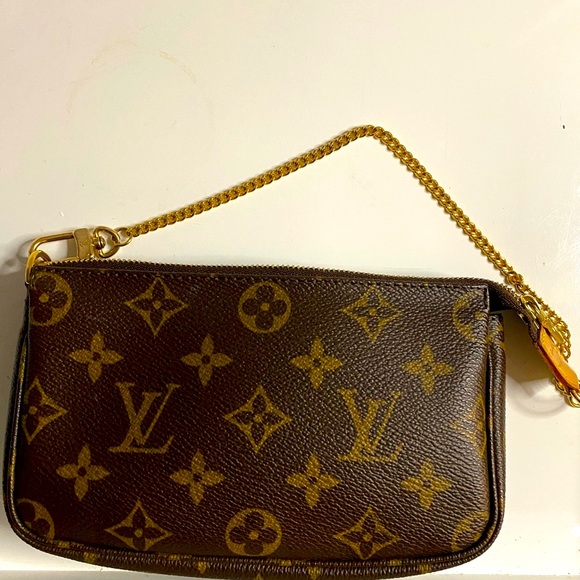 SOLD !!! ❤️Authentic Louis Vuitton Mini Pochette - Picture 7 of 7
